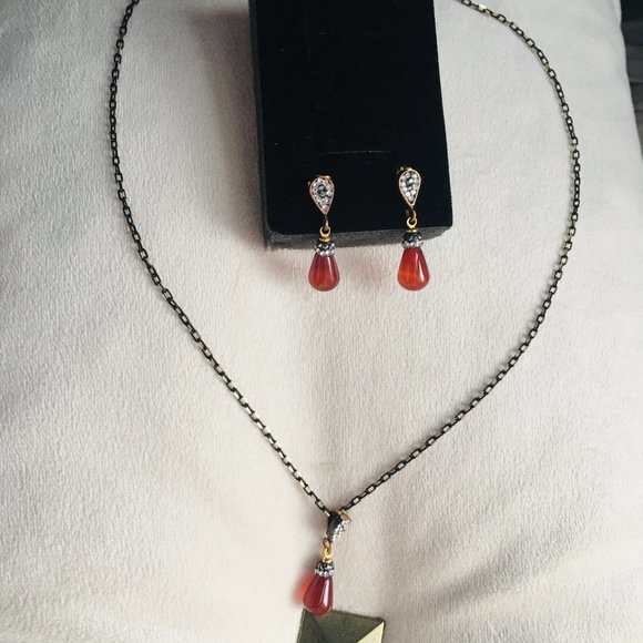 Earrings and Necklace Set with Gift Box -New - Picture 2 of 6